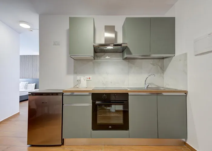 Tritoni Alta 3* Gzira