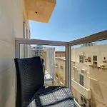 Tritoni Alta מלון 3*