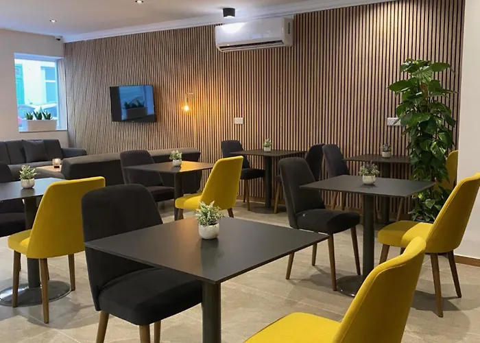 Tritoni Alta Hotel 3*